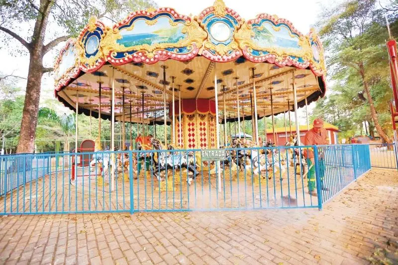 Prefeitura de Goiânia avalia implantação de mini parques regionais