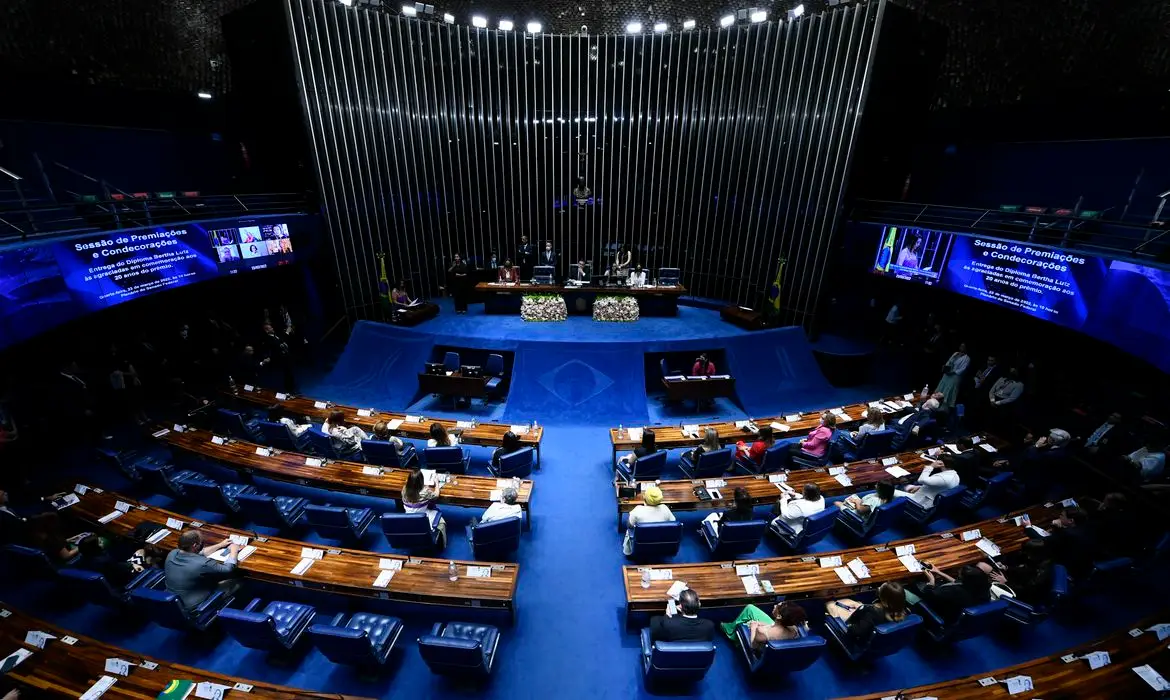 Articulação partidária redefine a corrida ao Senado em Goiás — imagem secundária