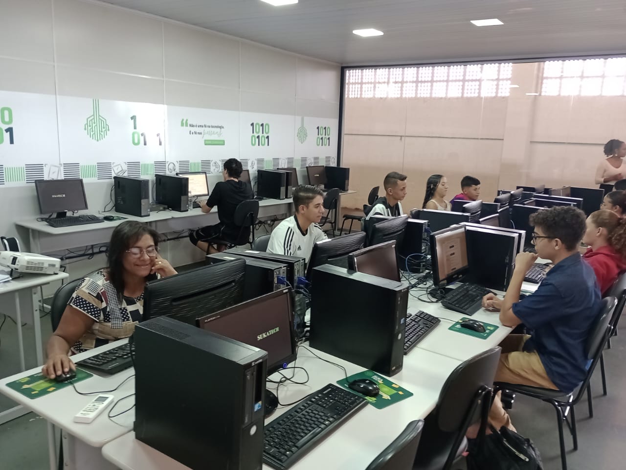 Goiás abre vagas grátis em tecnologia para salvar seu bolso