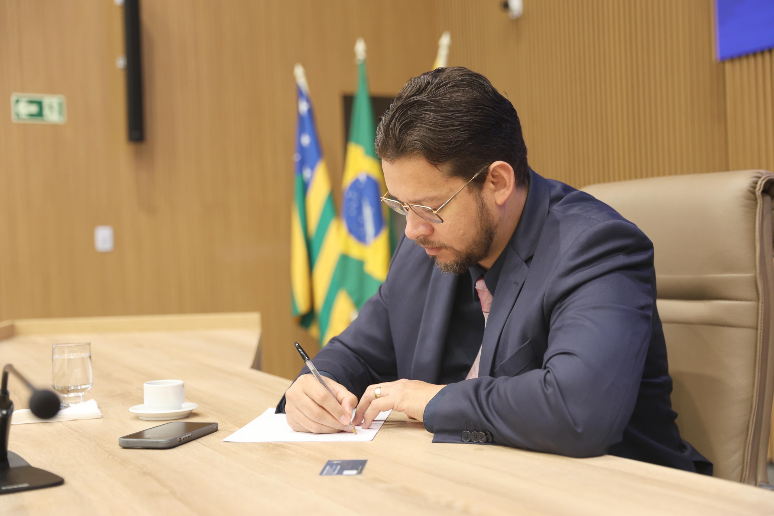 De Aparecida à ALEGO: o salto de Felipe Cortez rumo a 2026