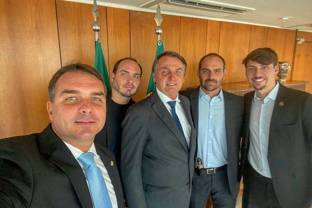 Moraes barra visita de filhos a Bolsonaro no Dia dos Pais