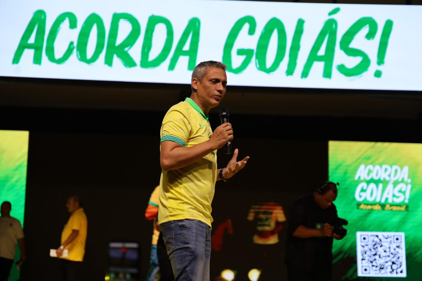 Gustavo Gayer lança candidatura ao Senado com ato de rua em Goiânia