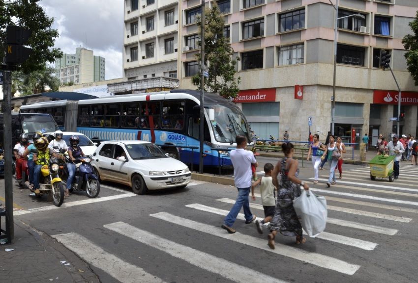 R$ 300 Milhões em Algoritmos e Tijolo: Goiás Lança Megaprojeto de Inteligência Artificial — imagem secundária